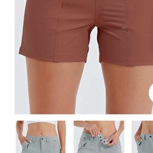 NWOT Women’s Golf Hiking shorts. Size 4. Burgundy/Cacao color.